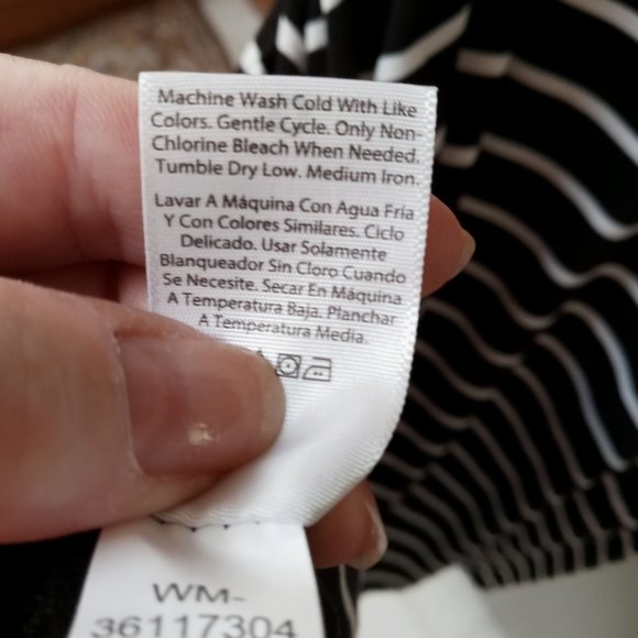 Dress - Picture 6 of 10